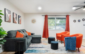 Upstay - Bungalow w Games Golf Fire and Patio